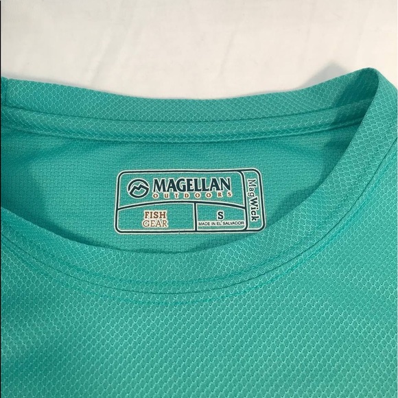 Womenโs Magellan Graphic LS T-Shirt Size Small - Picture 2 of 5